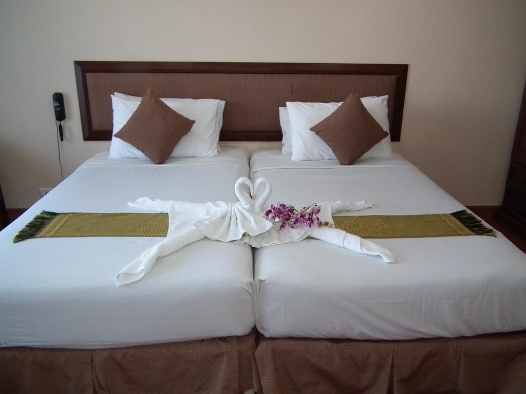 Abricole At Pattaya Hill Apartment Екстериор снимка
