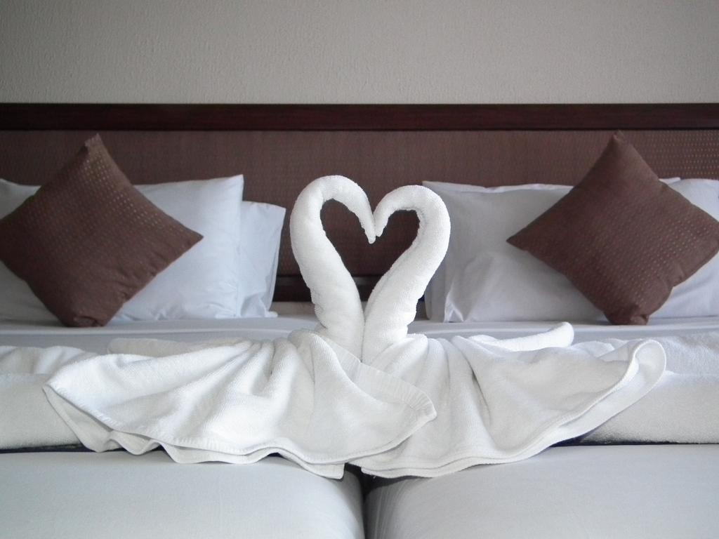 Abricole At Pattaya Hill Apartment Екстериор снимка