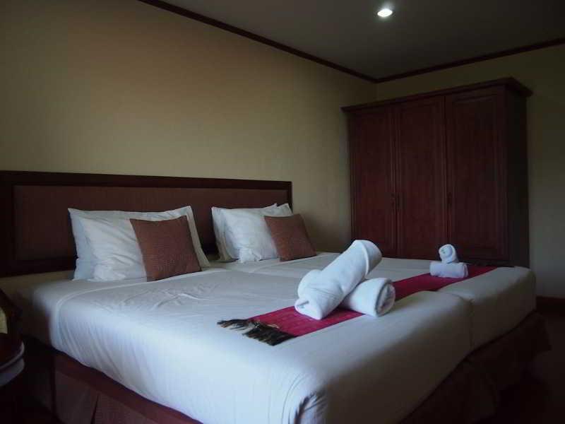 Abricole At Pattaya Hill Apartment Екстериор снимка