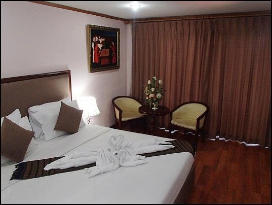 Abricole At Pattaya Hill Apartment Екстериор снимка